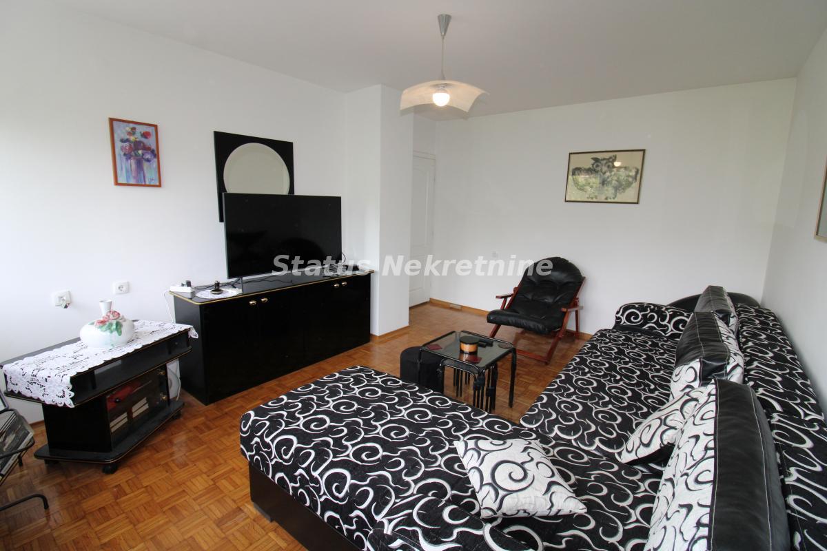 Stan Prodaja Novi Sad  60 m2