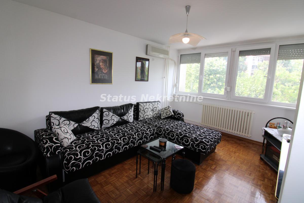 Stan Prodaja Novi Sad  60 m2