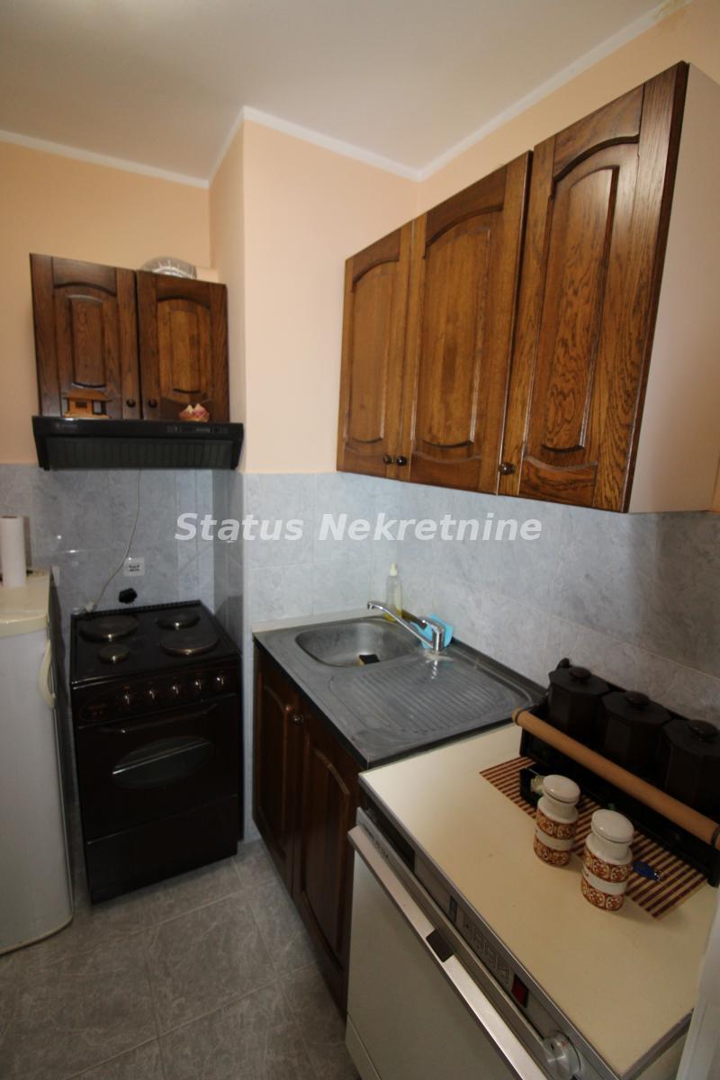 Stan Prodaja Novi Sad  60 m2