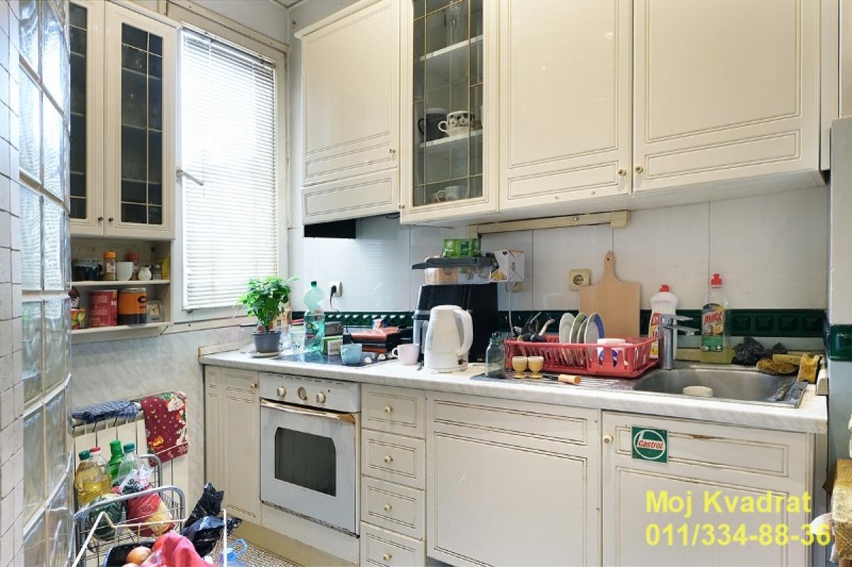 Stan Prodaja Beograd Stan Prodaja Beograd Krunska 76 m2