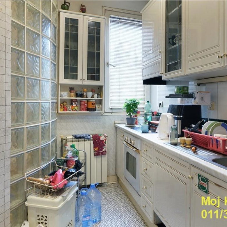 Stan Prodaja Beograd Krunska 76 m2