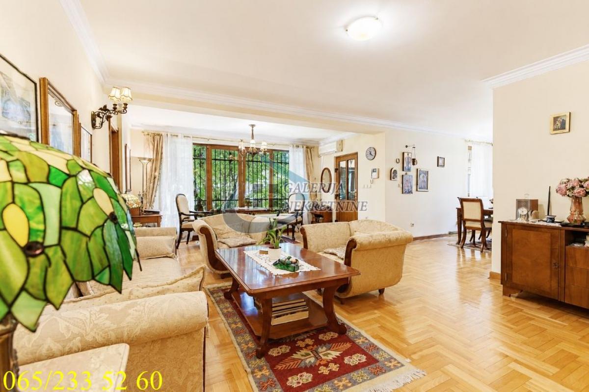 Kuća Prodaja Beograd Kuća Prodaja Beograd Dušanovac 300 m2