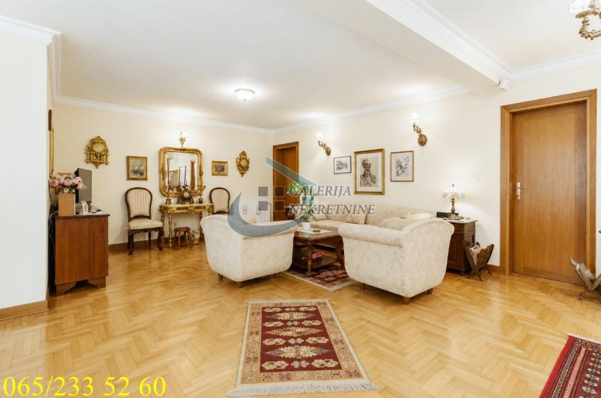 Kuća Prodaja Beograd Kuća Prodaja Beograd Dušanovac 300 m2