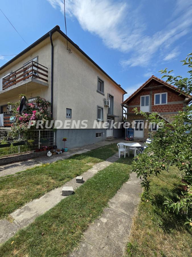 Kuća Prodaja Beograd Jakovo 250 m2
