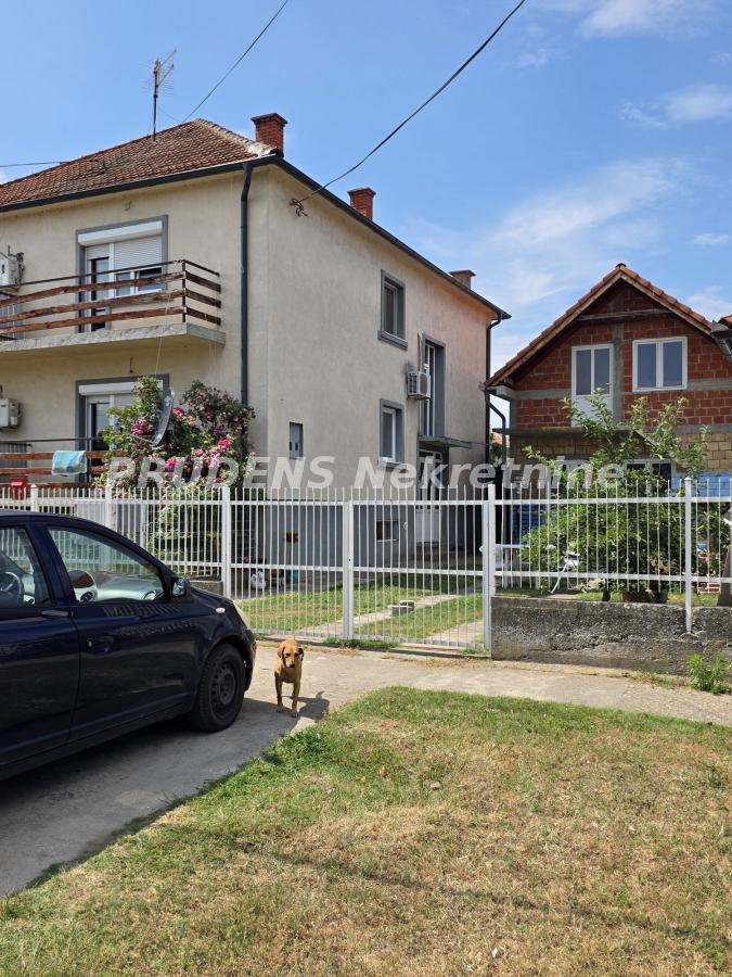 Kuća Prodaja Beograd Jakovo 250 m2