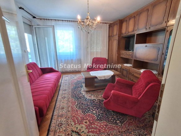 Stan Izdavanje Novi Sad  54 m2