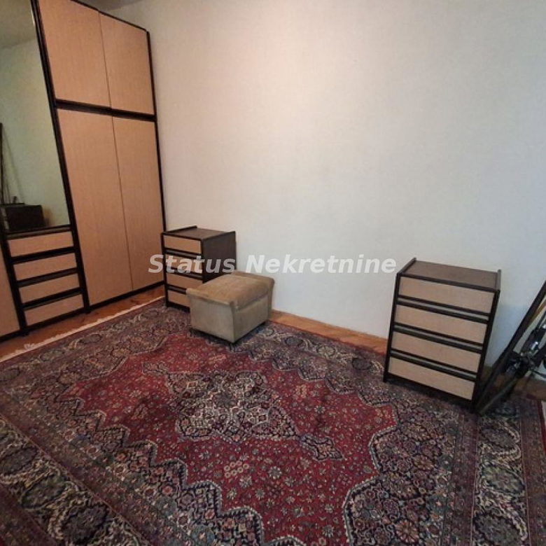 Stan Izdavanje Novi Sad  54 m2