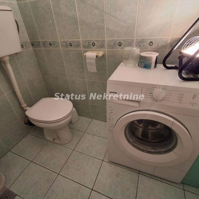 Stan Izdavanje Novi Sad  54 m2