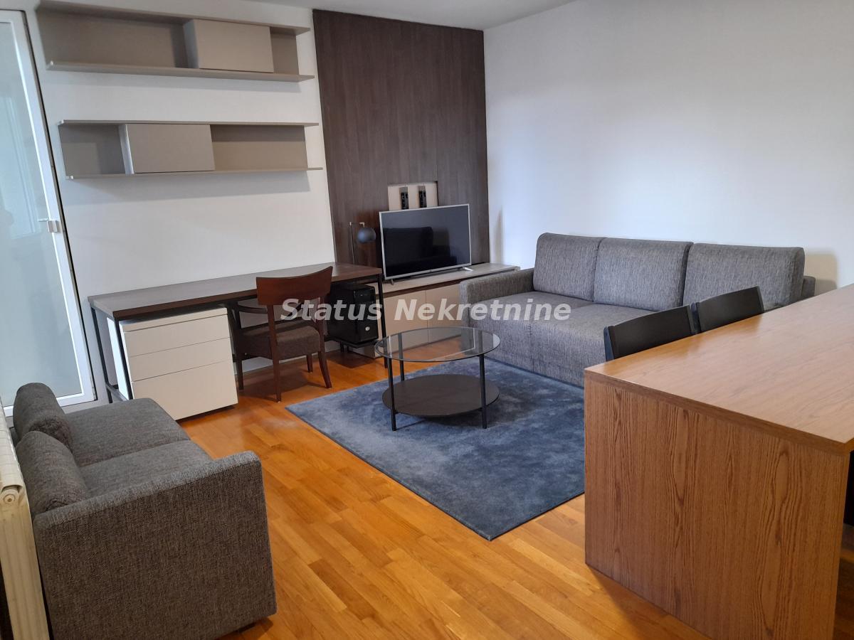 Stan Prodaja Novi Sad  42 m2