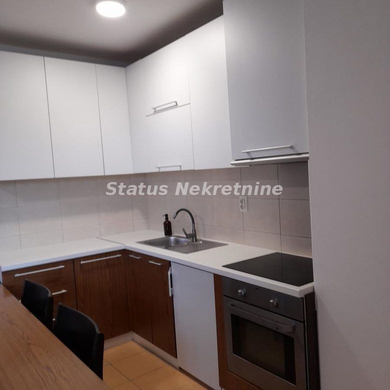 Stan Prodaja Novi Sad  42 m2