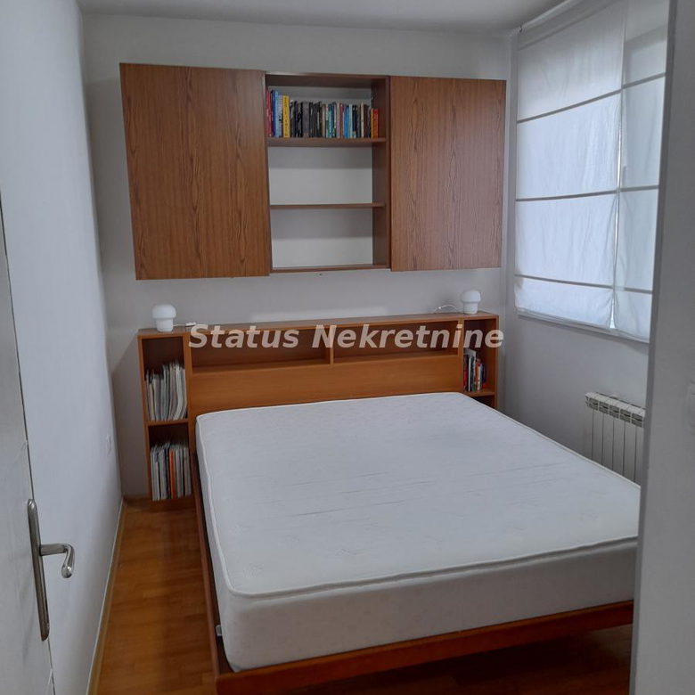 Stan Prodaja Novi Sad  42 m2