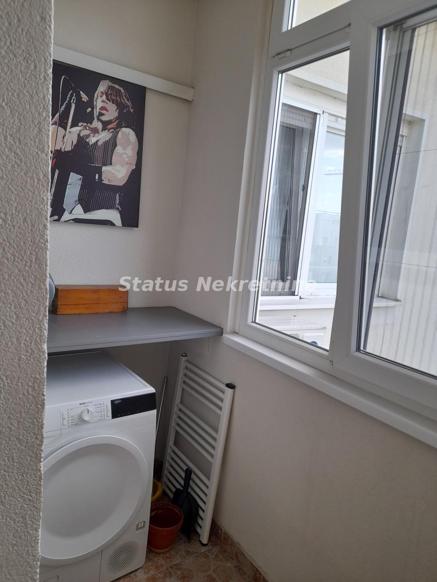 Stan Prodaja Novi Sad  42 m2