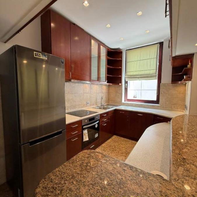 Kuća Izdavanje Beograd Fon 312 m2