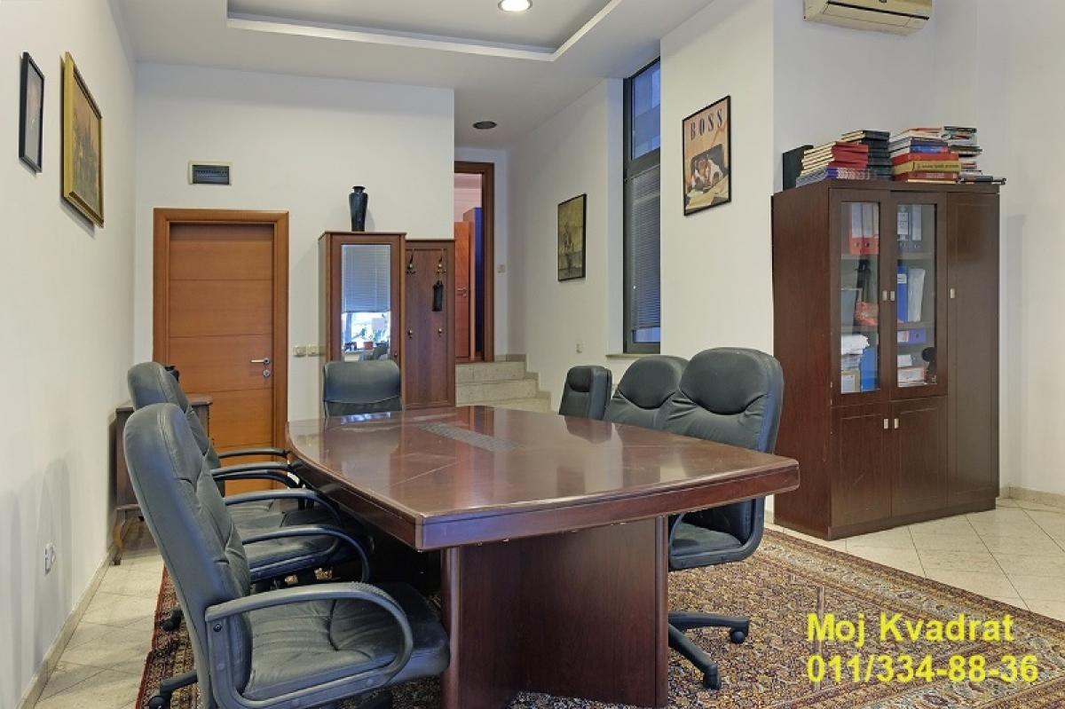 Lokal Prodaja Beograd Lokal Prodaja Beograd Vukov Spomenik 34 m2
