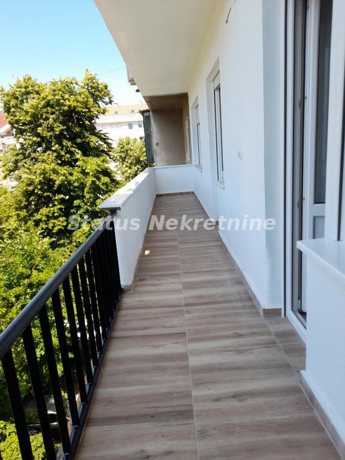 Stan Prodaja Novi Sad  52 m2