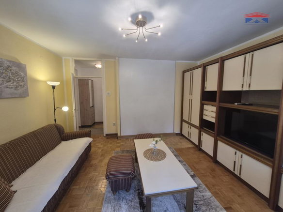 Stan Izdavanje Novi Sad  47 m2