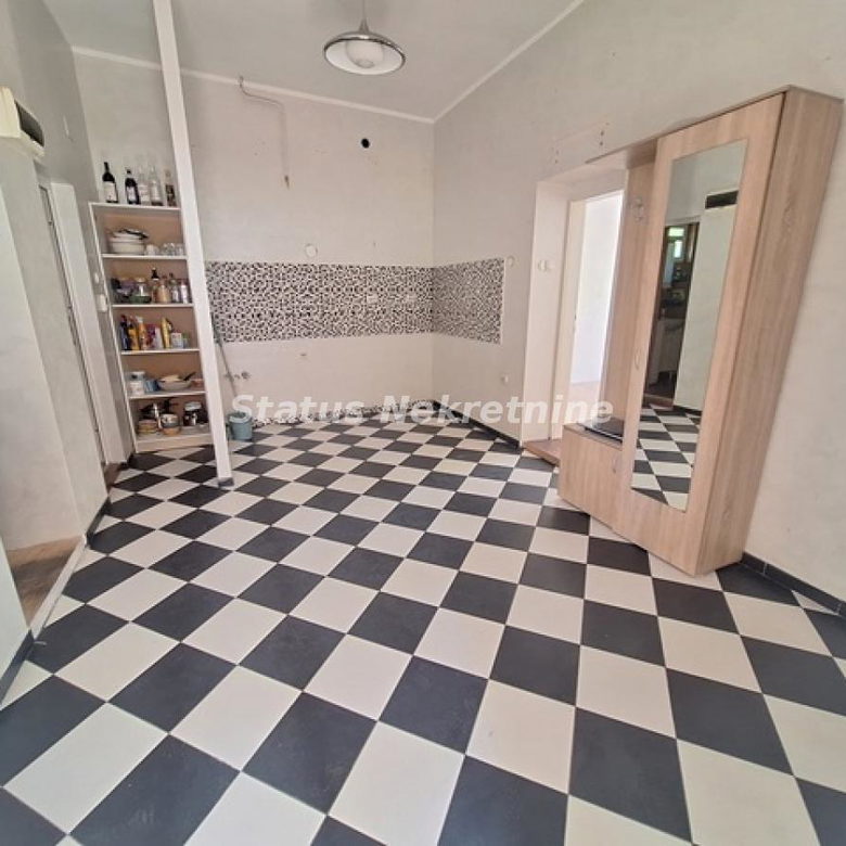 Stan Izdavanje Novi Sad  60 m2