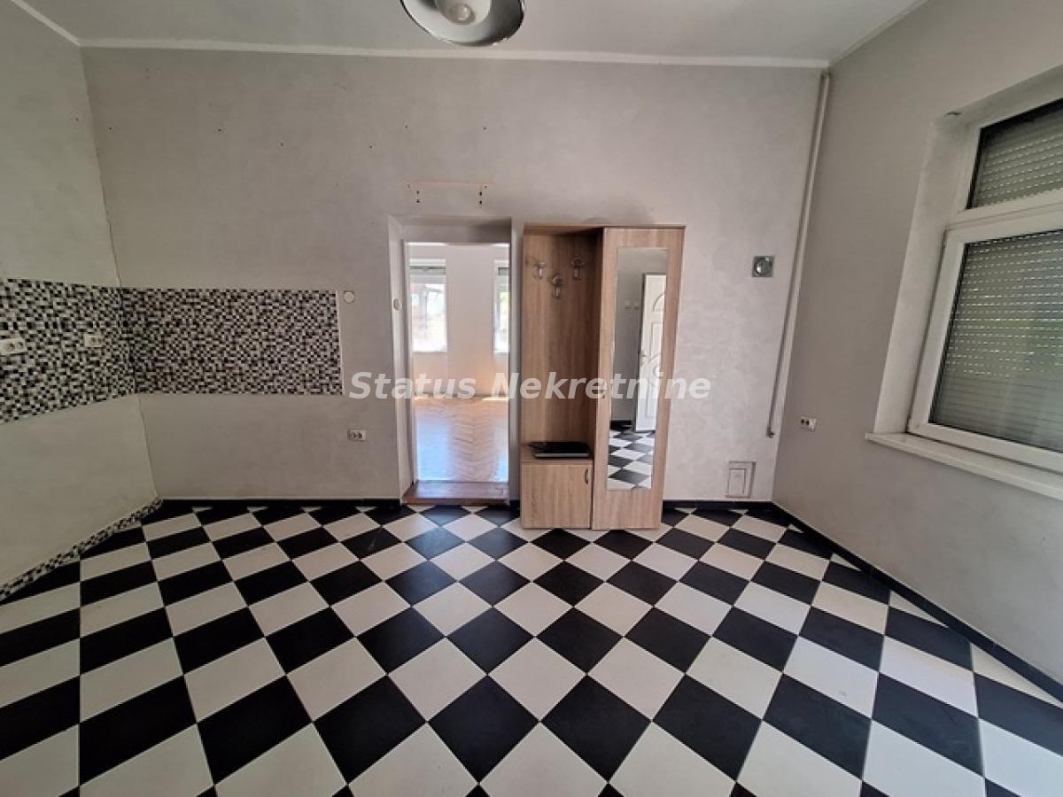 Stan Izdavanje Novi Sad  60 m2