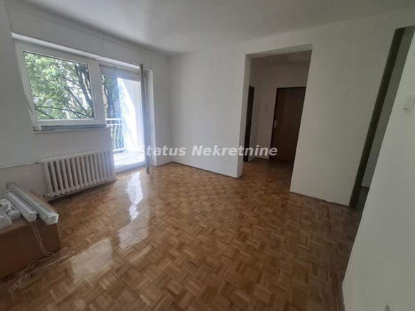 Stan Izdavanje Novi Sad  47 m2