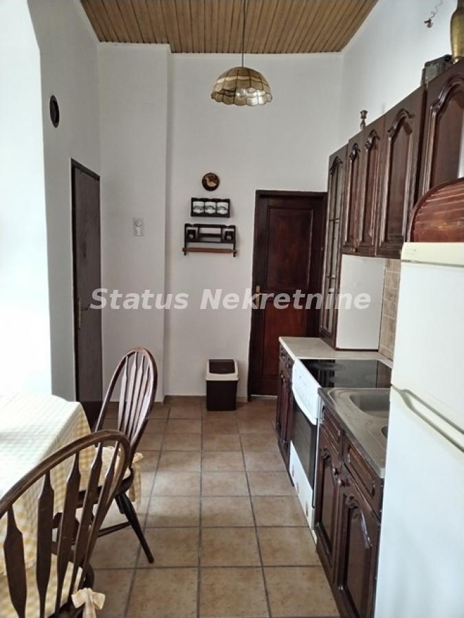Stan Izdavanje Novi Sad  40 m2