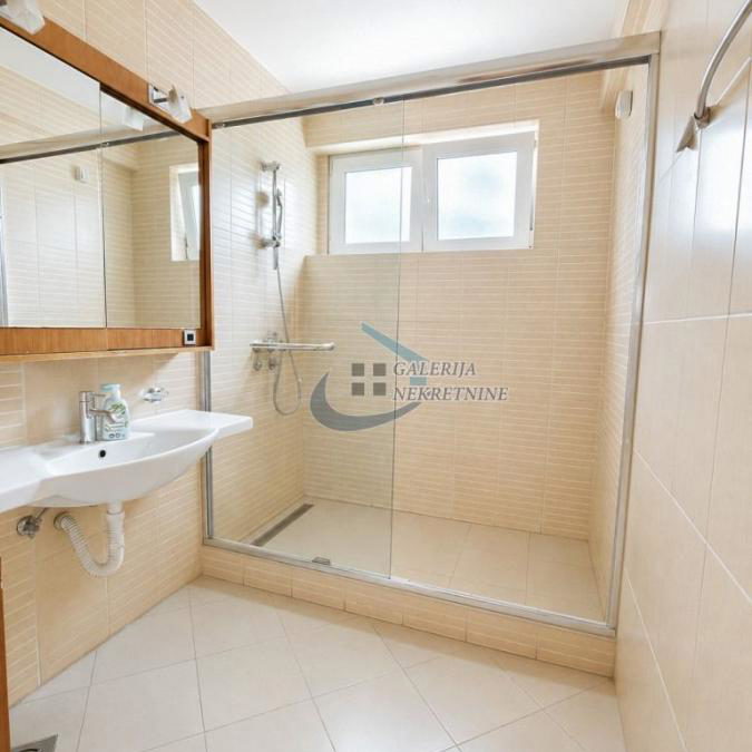 Stan Prodaja Beograd Autokomanda 33 m2