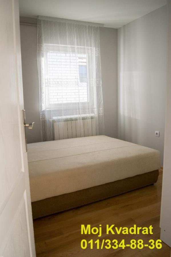Kuća Prodaja Beograd Ledine 265 m2