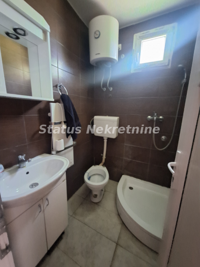 Stan Izdavanje Novi Sad  60 m2
