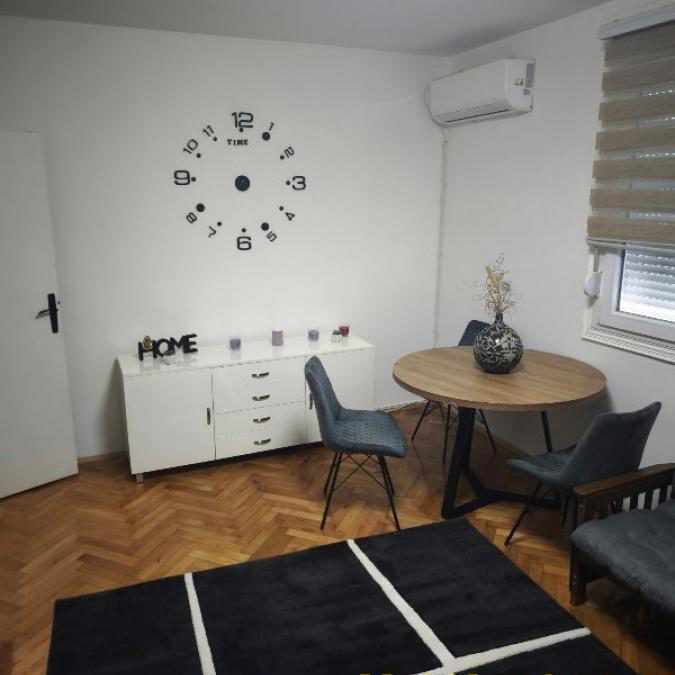 Stan Prodaja Beograd Karaburma 60 m2
