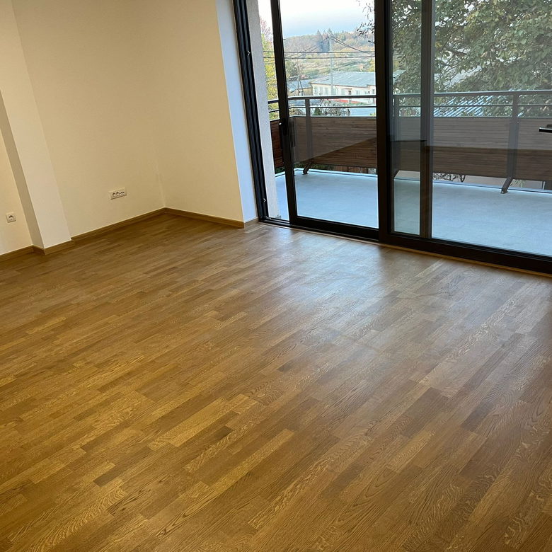 Kuća Izdavanje Novi Sad  247 m2