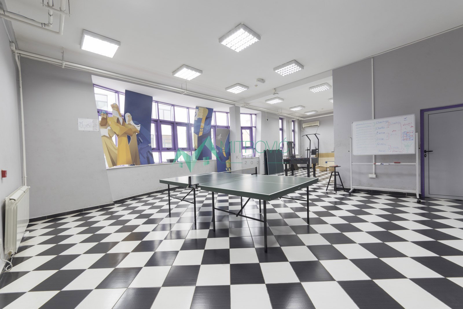 izdavanje-adamoviCevo-naselje-9101812-ssiol Lokal na prodaju, Bulevar Evrope, Novi Sad, 200m², 2.000 €