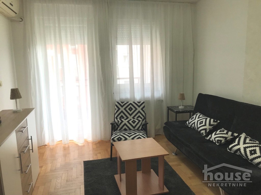 Stan Izdavanje Novi Sad  24 m2