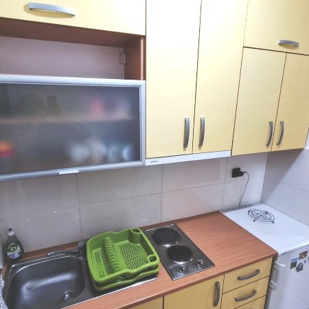 Stan Izdavanje Novi Sad  24 m2