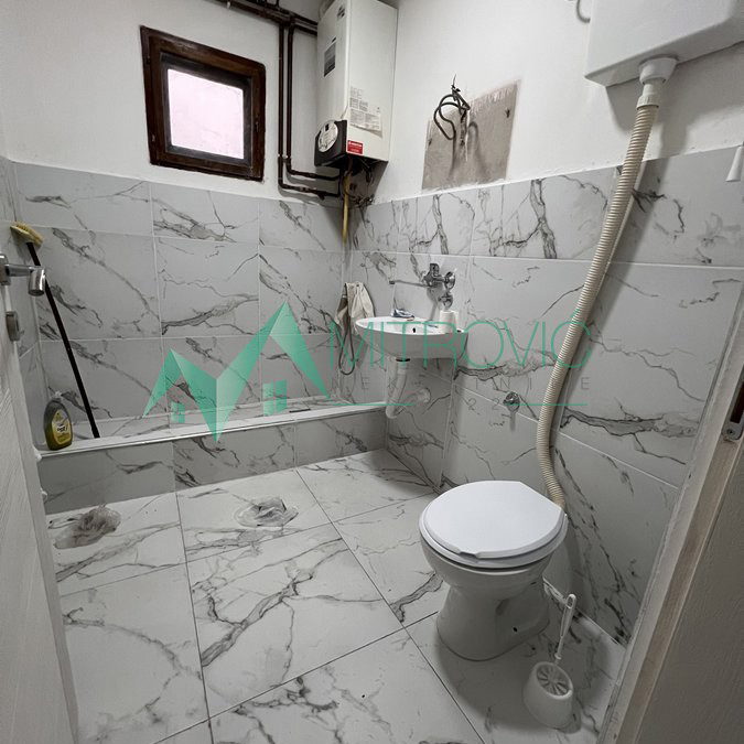 Lokal na prodaju, Adice, Novi Sad, 126m², 400 €
