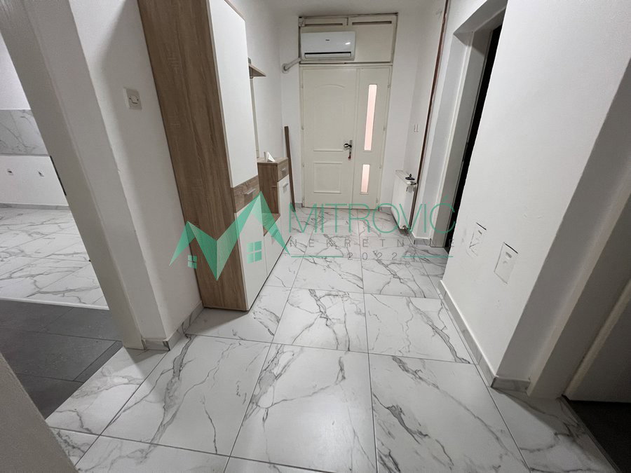 Lokal na prodaju, Adice, Novi Sad, 126m², 400 €