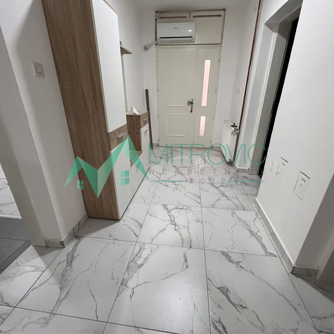 Lokal na prodaju, Adice, Novi Sad, 126m², 400 €