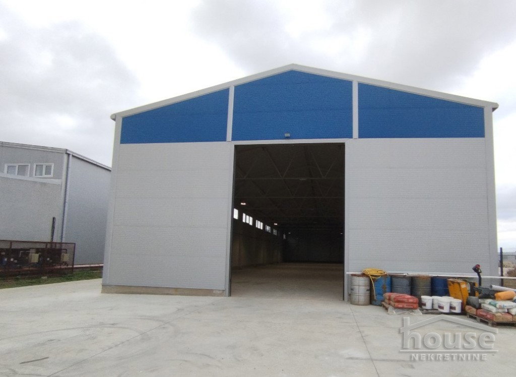 Lokal Izdavanje Novi Sad  600 m2