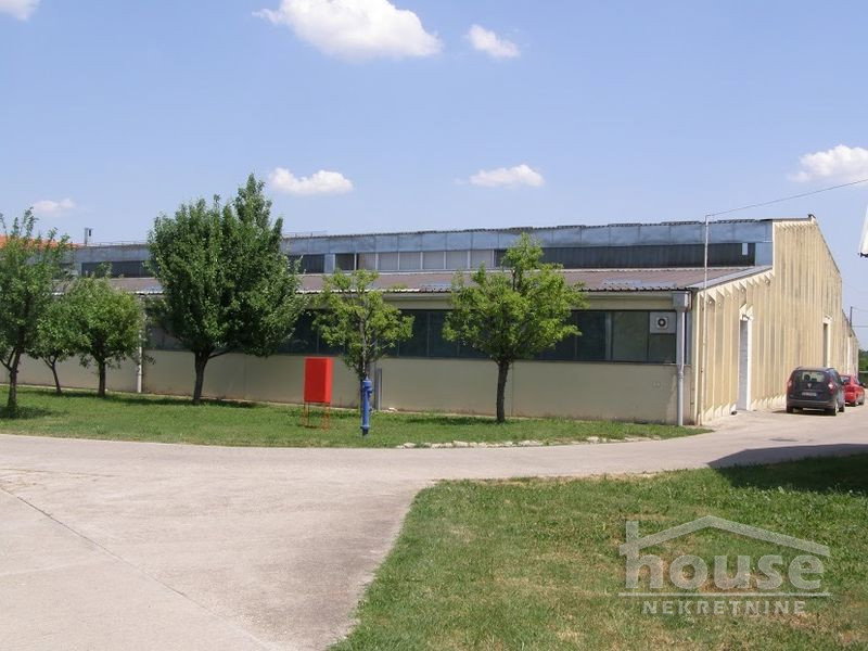 Lokal Izdavanje Novi Sad Lokal Izdavanje Novi Sad 1875 m2