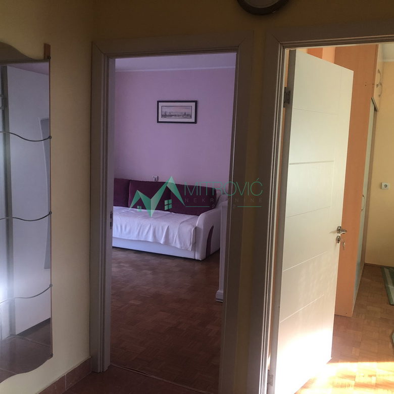 Dvosoban stan na prodaju, Banatić, Novi Sad, 53m², 400 €