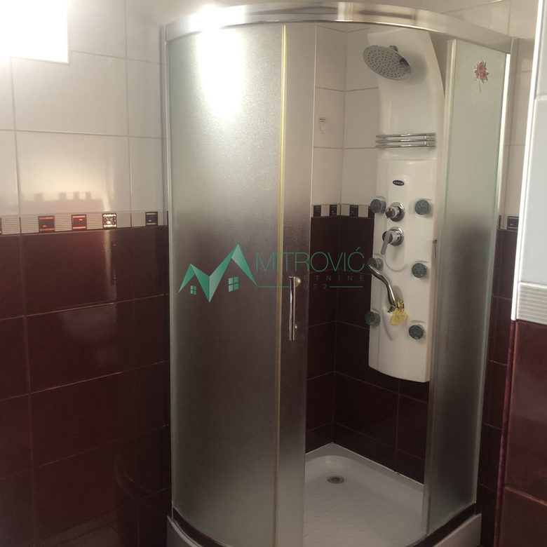 Dvosoban stan na prodaju, Banatić, Novi Sad, 53m², 400 €