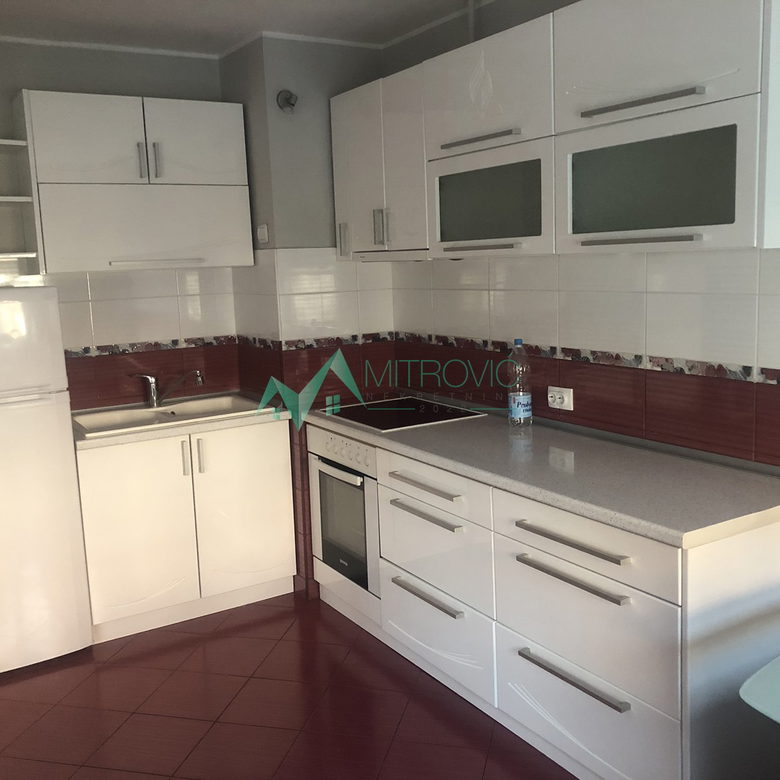 Dvosoban stan na prodaju, Banatić, Novi Sad, 53m², 400 €