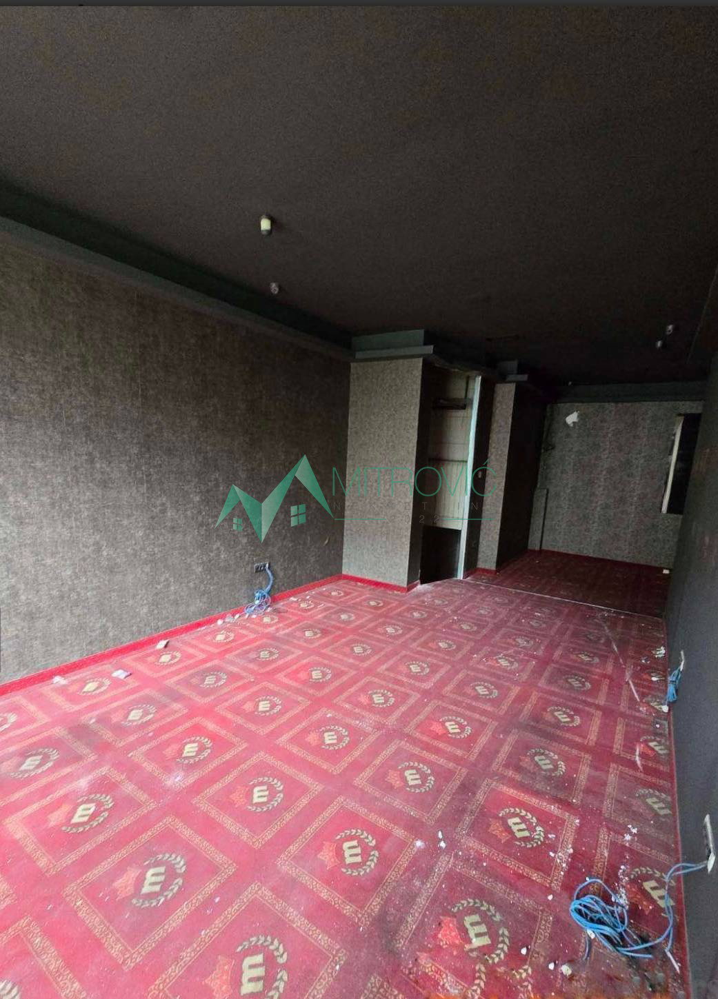 Lokal na prodaju, Banatić, Novi Sad, 246m², 2.600 €