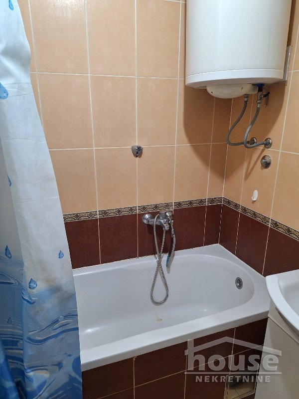 Stan Izdavanje Novi Sad  65 m2