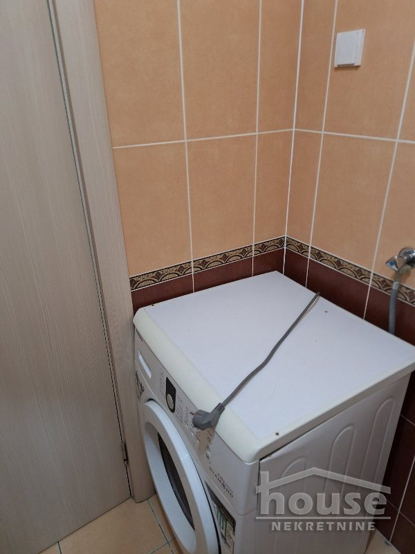Stan Izdavanje Novi Sad  65 m2