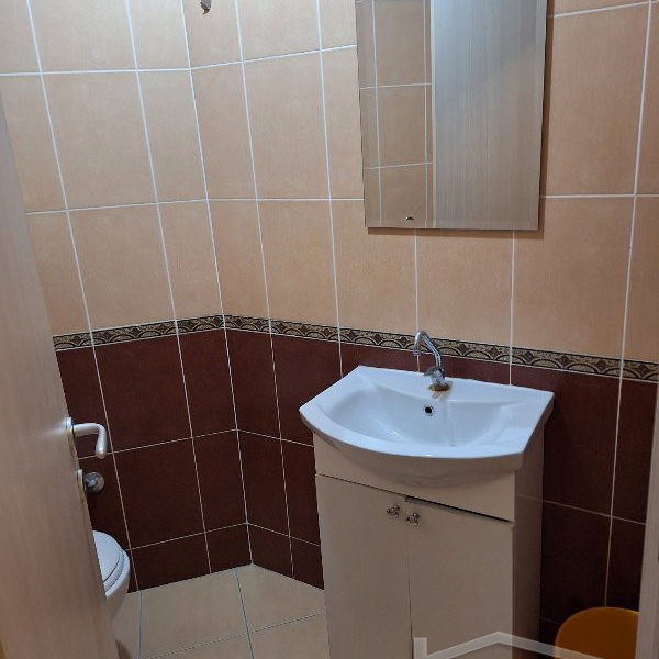 Trosoban stan za izdavanje, Bulevar Oslobođenja, Novi Sad, 65m², 500 €/mes