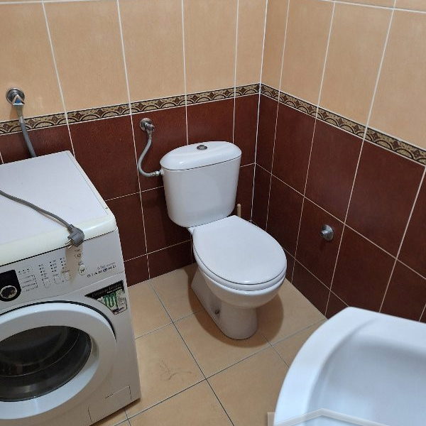 Stan Izdavanje Novi Sad  65 m2