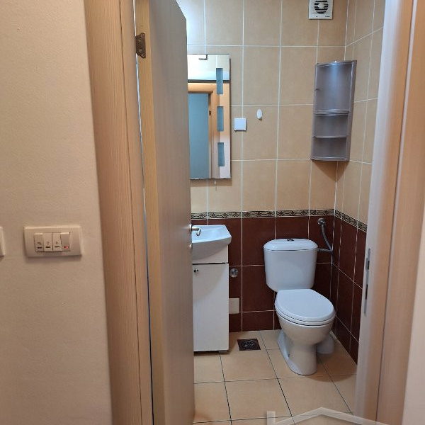 Trosoban stan za izdavanje, Bulevar Oslobođenja, Novi Sad, 65m², 500 €/mes