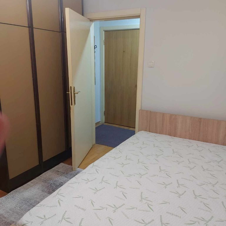 Stan Izdavanje Novi Sad  37 m2