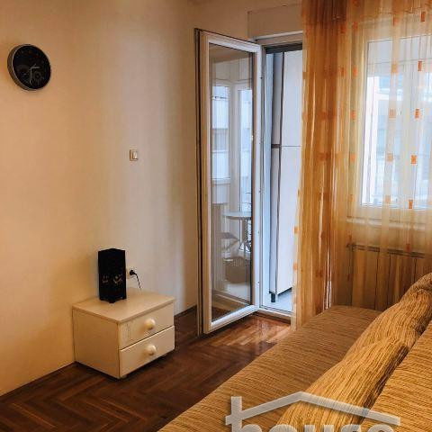 Stan Izdavanje Novi Sad  41 m2