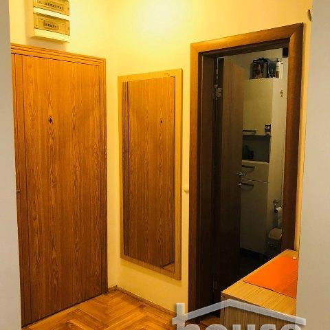 Jednoiposoban stan za izdavanje, Bulevar Evrope, Novi Sad, 41m², 4. sprat, 400 €/mes