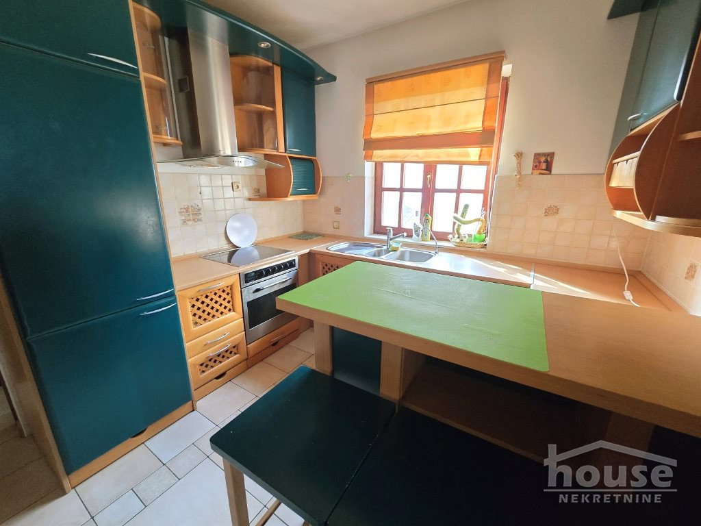 Kuća za izdavanje, Bulevar Evrope, Novi Sad, 351m², 2.700 €/mes